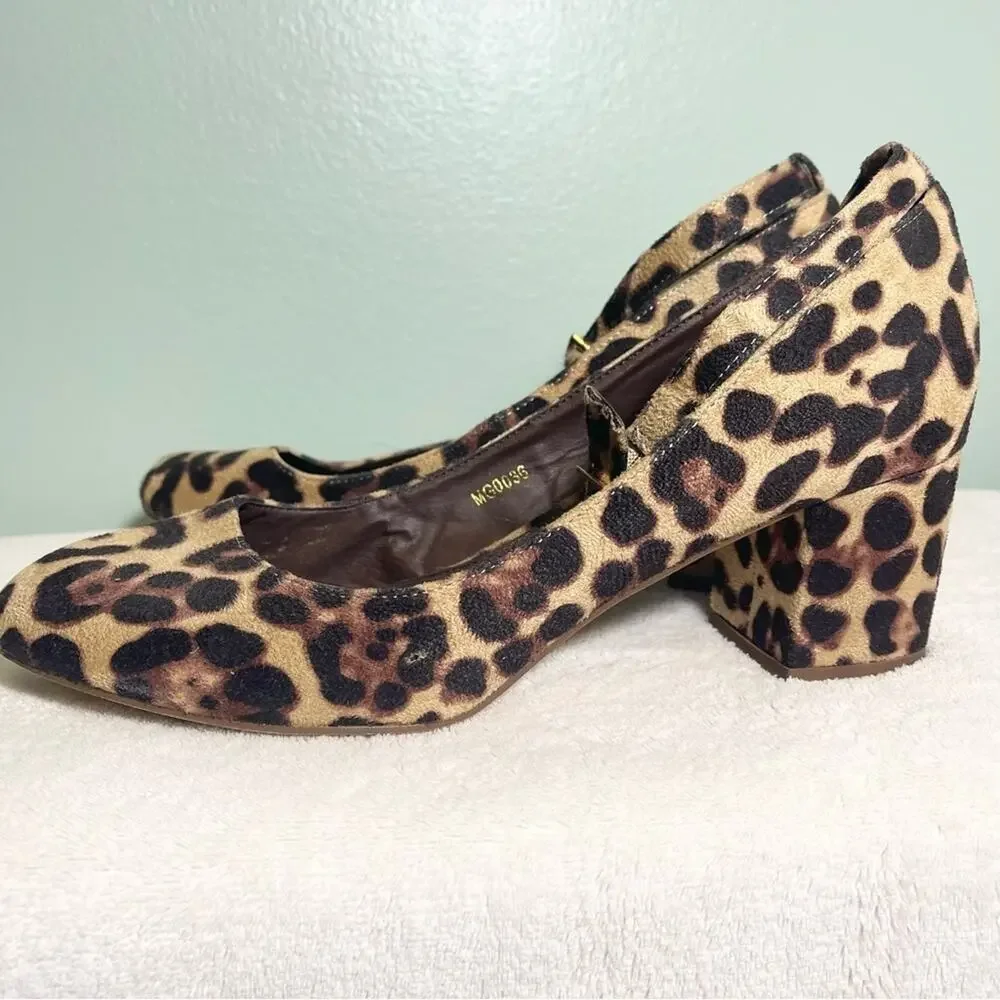 Ollio Women's Brown Leopard Faux Suede Chunky Mid-Heel Ankle Strap Pumps Size 9